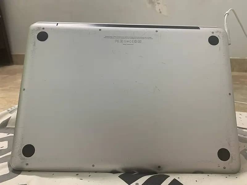 MacBook Pro early 2011 13 inch 1