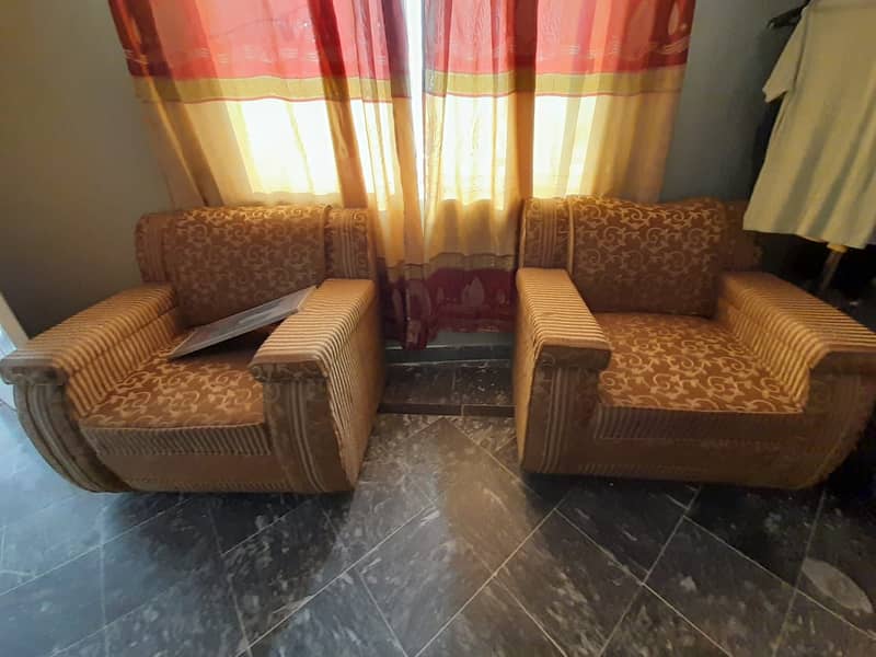 Sofa for Sale in Pindi Urgent 0