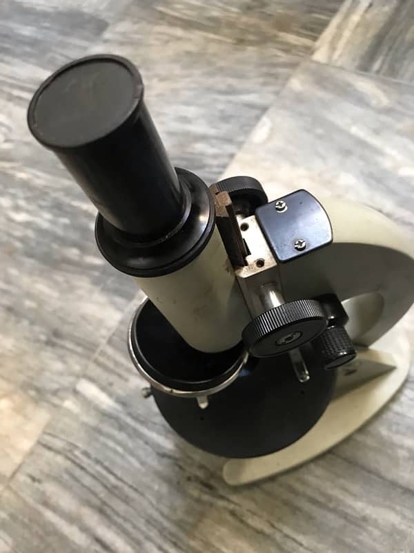 Microscope 1