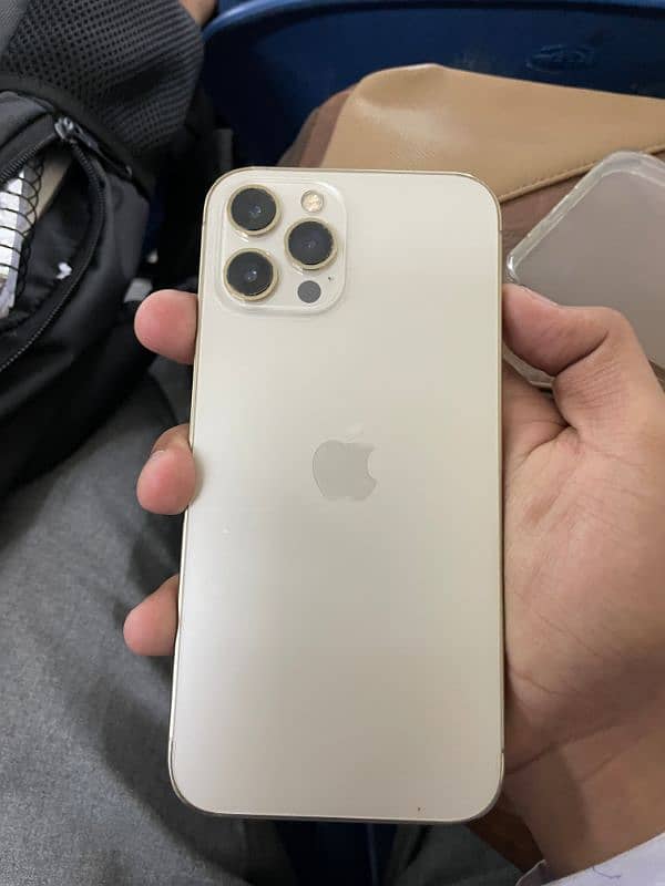 Iphone 12 pro max 0