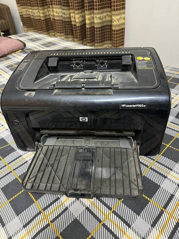 HP laserjet P1102w 2