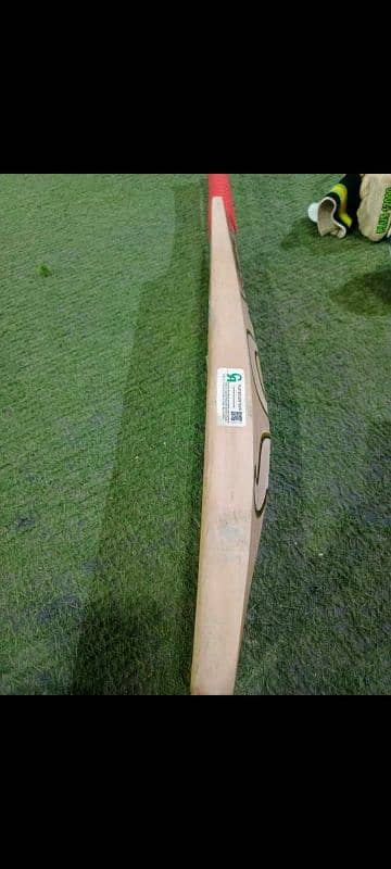 cricket bat for sale available 0