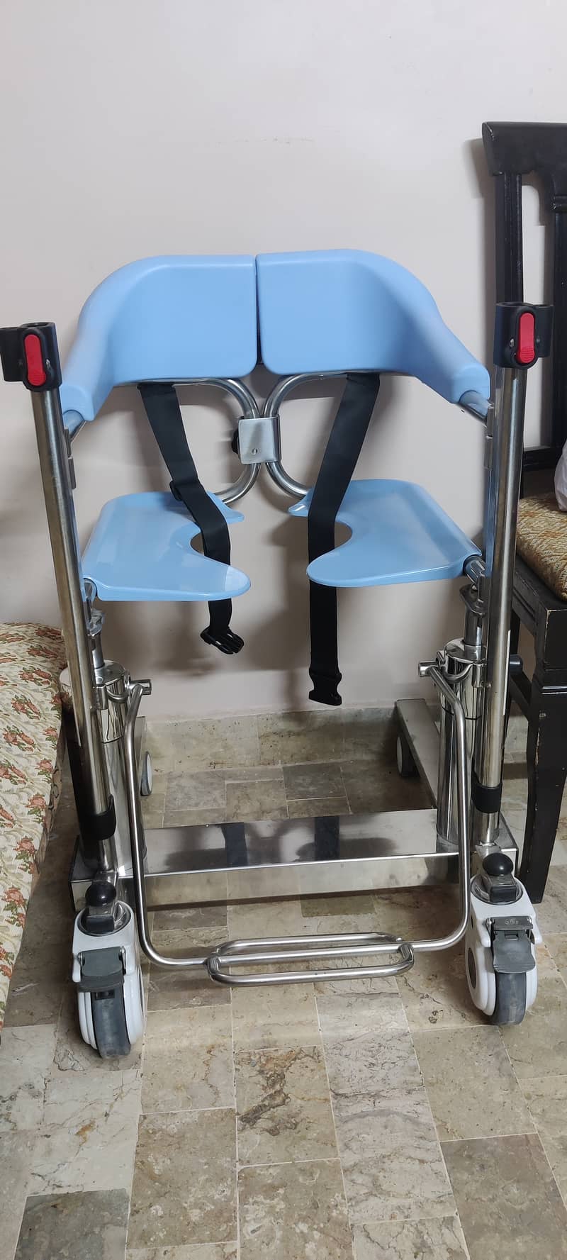 All In One Hydraulic Wheelchair Lift for Senior Patients 3