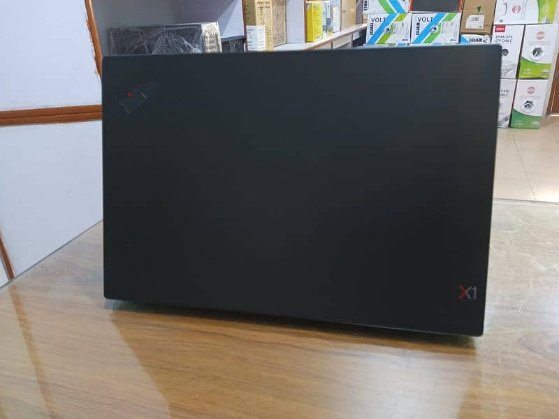 ThinkPad X1 Carbon And L390 7