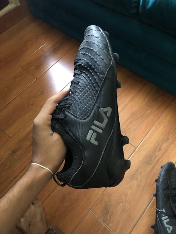 Fila Football studs 0