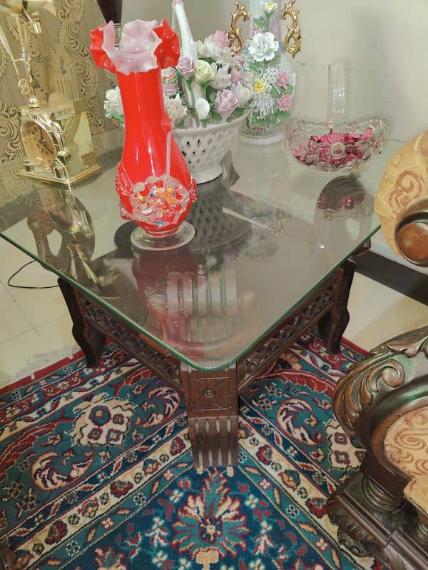 wooden table set for sale on urgent bases 5