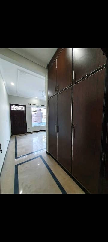 14 Marla Upper Portion for rent in G-13 11