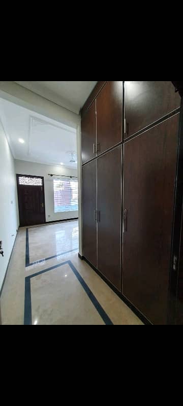 14 Marla Upper Portion for rent in G-13 5