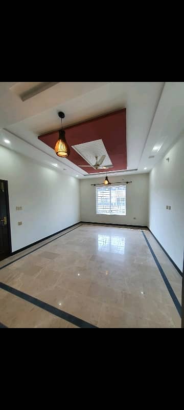 14 Marla Upper Portion for rent in G-13 6