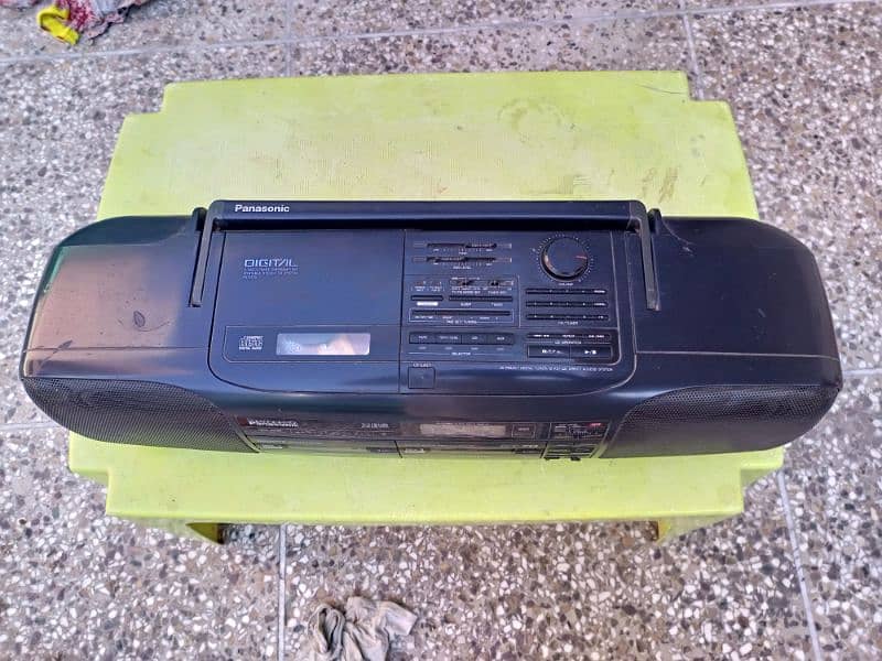 double cassettes and cd player automatic 2