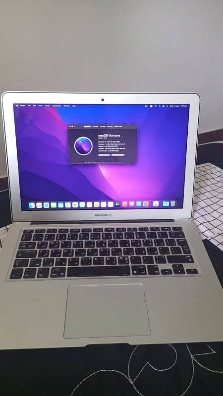 Macbook Air Early Brand new Condition 3