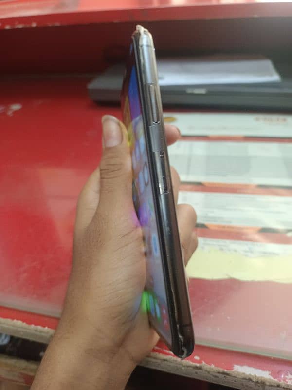 iPhone x factory unlocked 64GB All okk Telenor sim work face Id ok 1