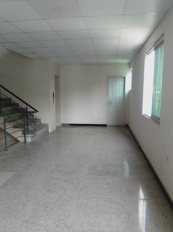 850 Square Feet Flat For sale In The Perfect Location Of Margalla View Housing Society 2