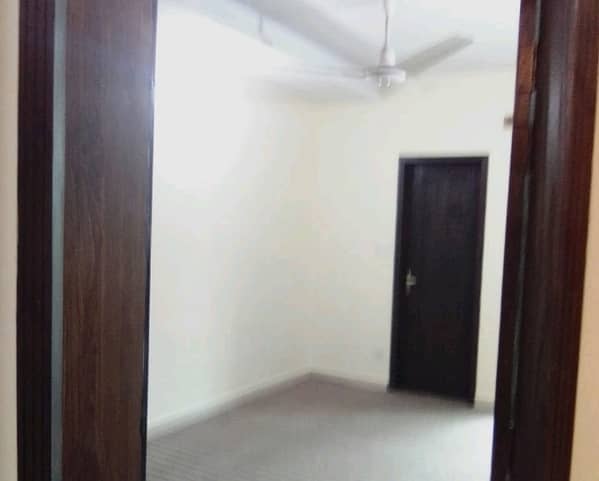 850 Square Feet Flat For sale In The Perfect Location Of Margalla View Housing Society 7