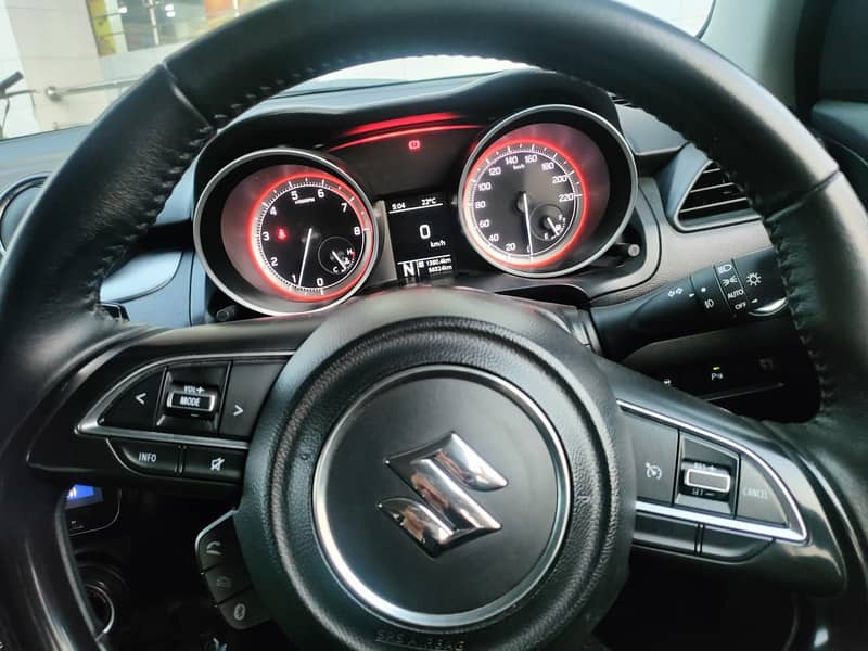 Suzuki Swift 2022 Glx Cvt 5