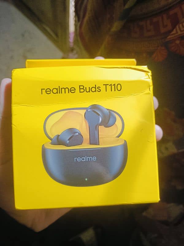 Realme buds T110 3