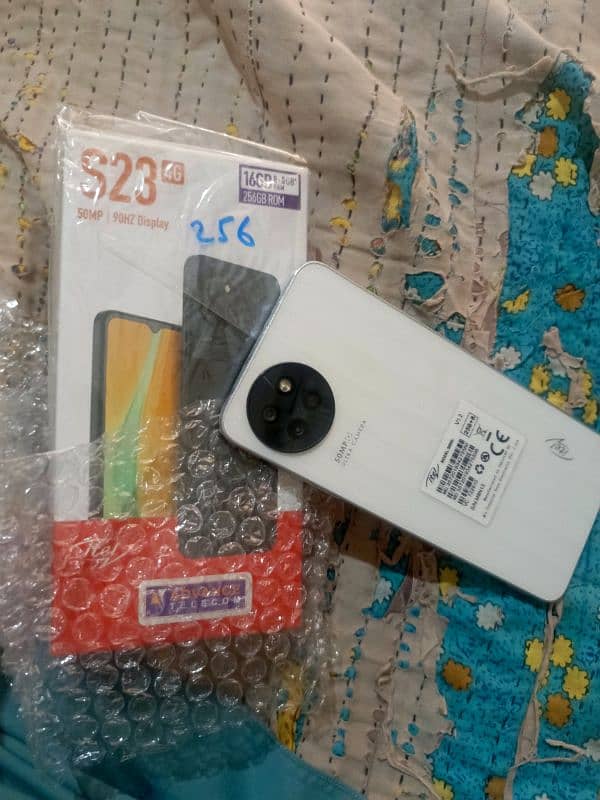 itel s23  8 Rm 256gb 1