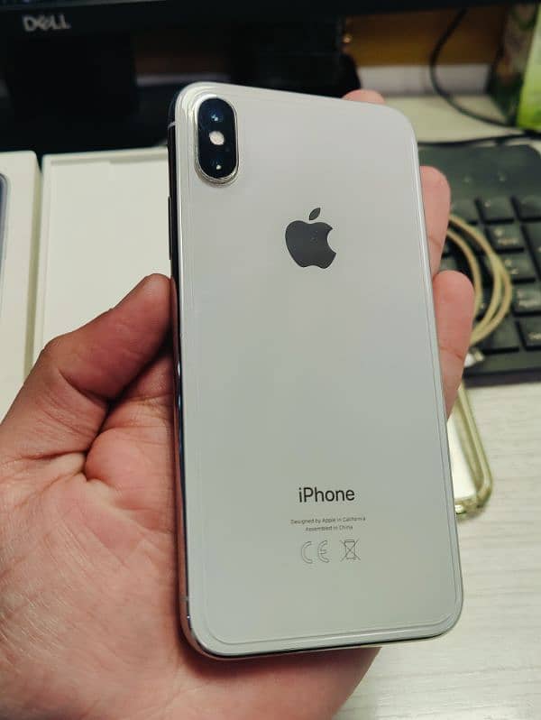 Iphone X 256GB, PTA approved, single hand used 6