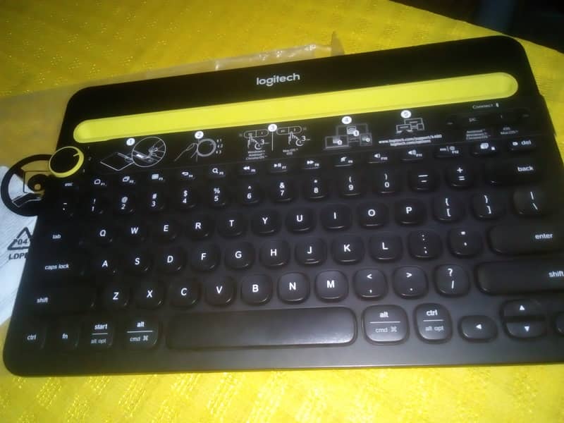 Logitech Multi-Device Wireless Keyboard K480 1