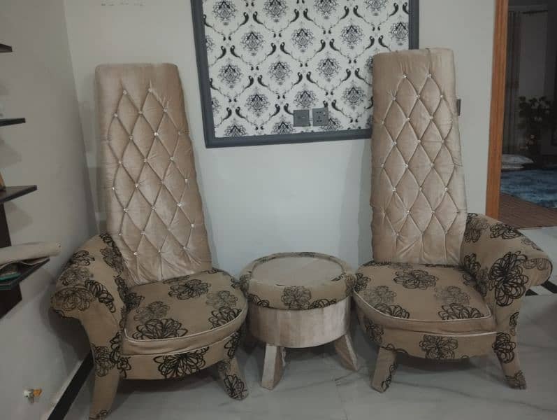 Sofa Chairs Set with Round Table 0