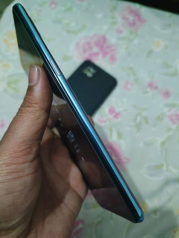 Oppo f17 pro complete box 5