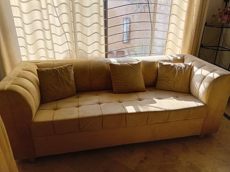 New condition sofa set 2