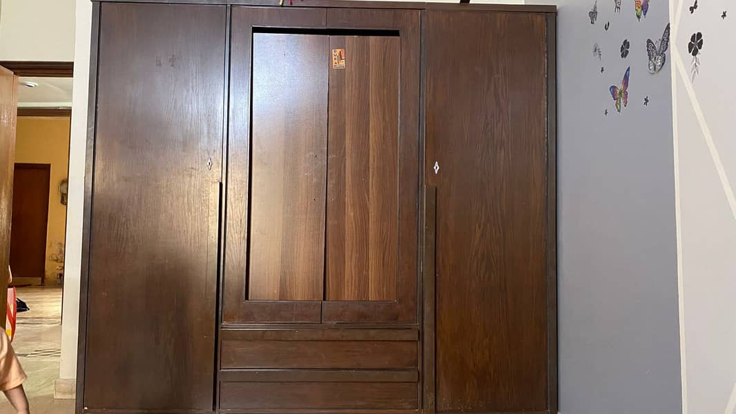 Complete bedroom furniture 6