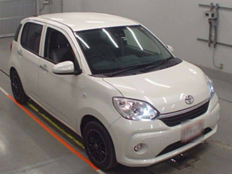 Toyota Passo 2023 XL-S PACKAGE (FULLY LOADED) - PEARL WHITE 3