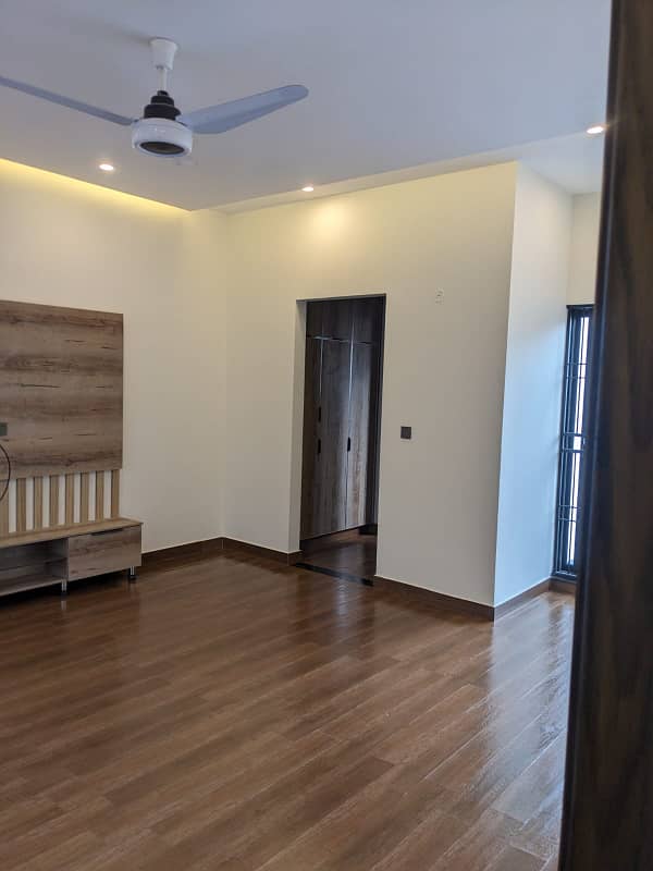 1 kanal brand new upper Porshan for Rent in Pia society 0