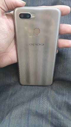 for sale oppo a7 4/64 only mobile 10/8 call nubr 0303 8444963