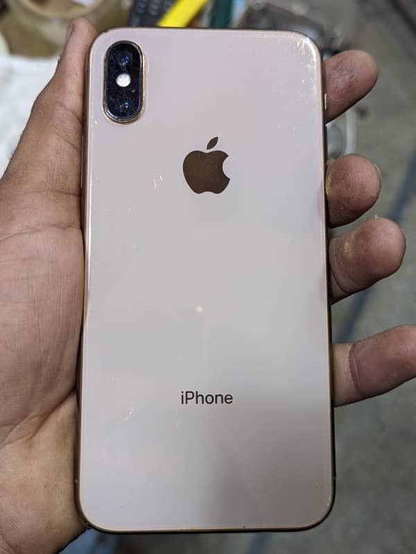 iPhone XS golden 0