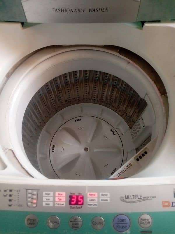 LG Automatic 7 kg Washing machine 3