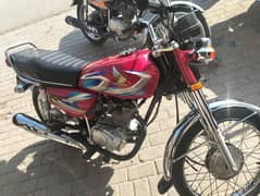 Honda 125 for sale condition 10/10new 03021190300