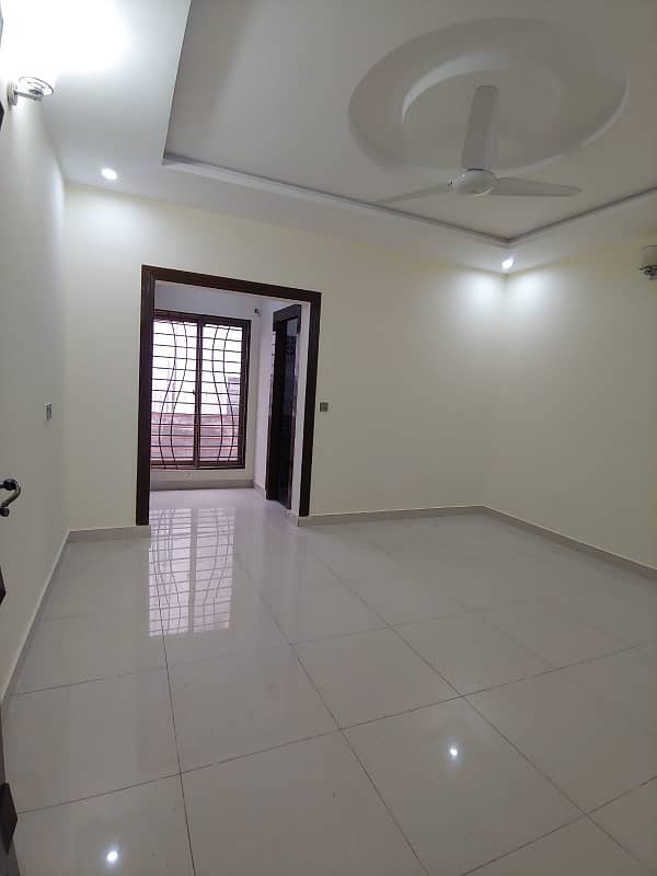 9 Marla Proper Double Unit House Available For Rent 4