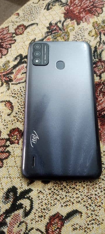 Itel a48 2/32 0