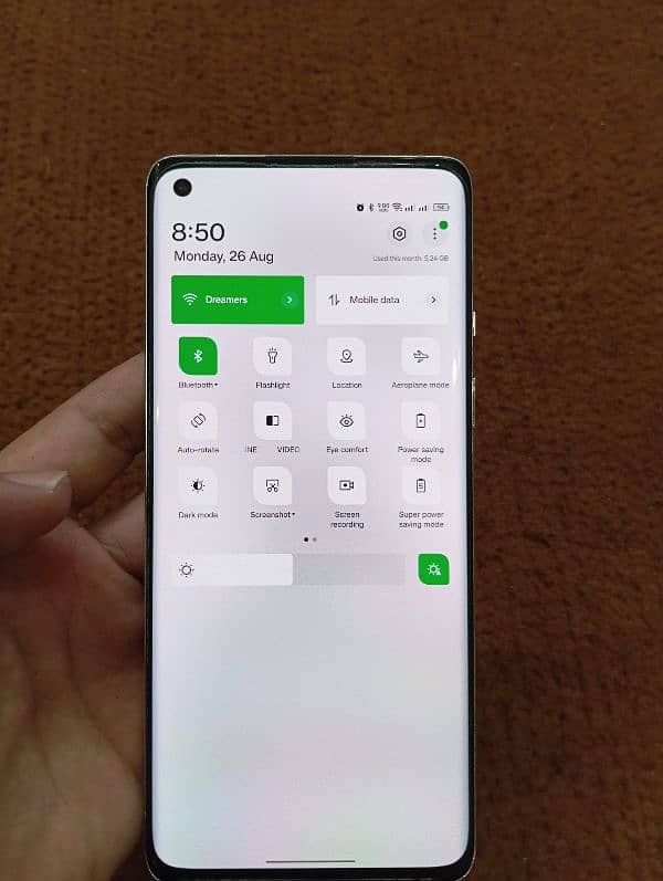 OnePlus 8 for urgent sale. read full add. 2