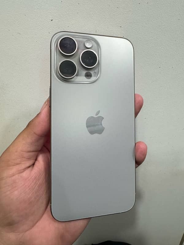 Iphone 15 pro max Non pta Factory unlock hk 0