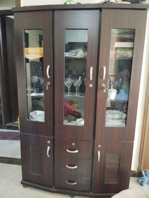 Beautiful and quality guaranteed furniture for sale 2