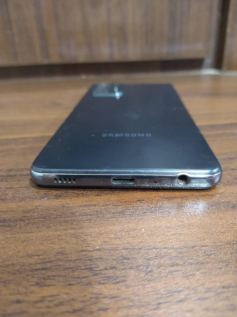 Samsung A52, 8/128 (Offical Approved with Box) Exchange Possible 6