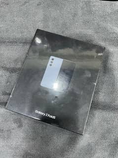 Samsung galaxy z fold 5 icy blue colour