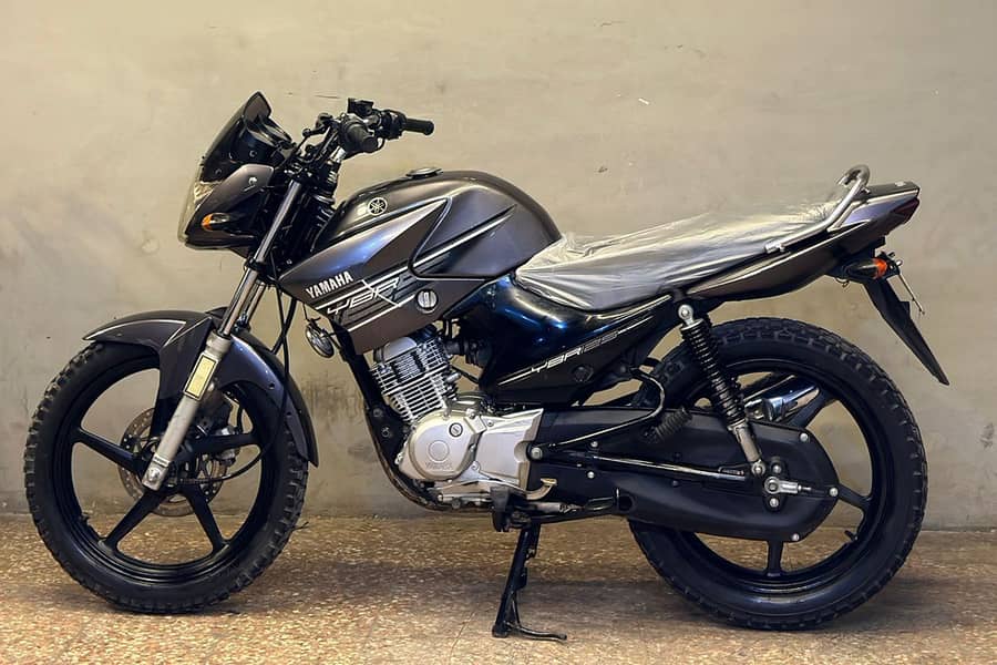 Yamaha YBR 125 2017 4