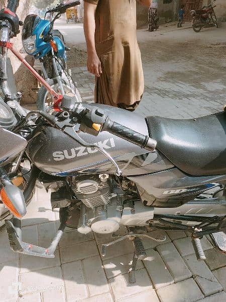 Suzuki gd 110 4