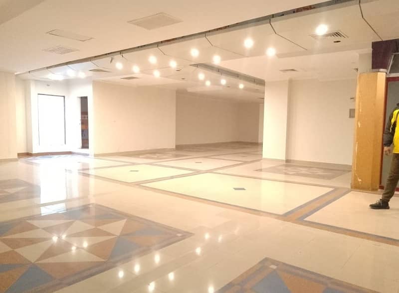 1300 Square Feet Brand New Corporation Office For Rent At Main Boulevard Gulberg 3 Lahore 13