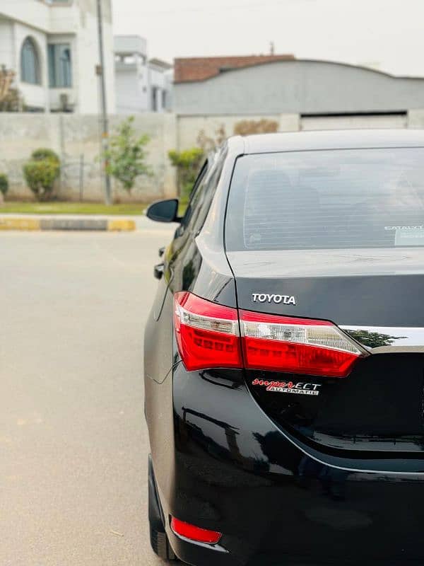 Toyota Corolla GLI 2015 9