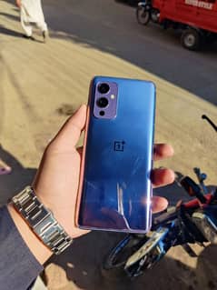 One plus 9 (128gb) dual pta approved urgent sale