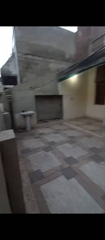 Allama Iqbal Town Al Hammad Colony 5 Marla Upper Portion For Rent 2