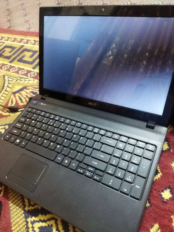 Acer aspire 5742 core i5 m520 4ram 320 storage 1