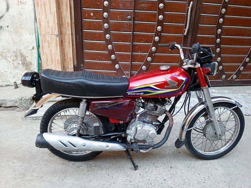 Honda 125/Urgent Sale 9