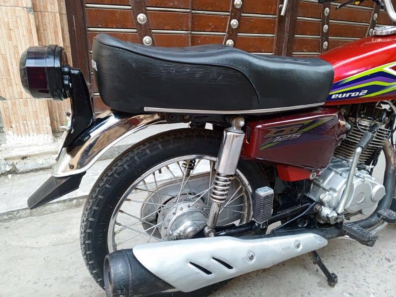 Honda 125/Urgent Sale 18