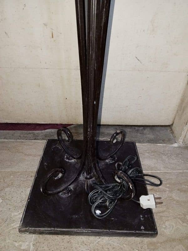 Metal Lamp 6 Feet Tall 2